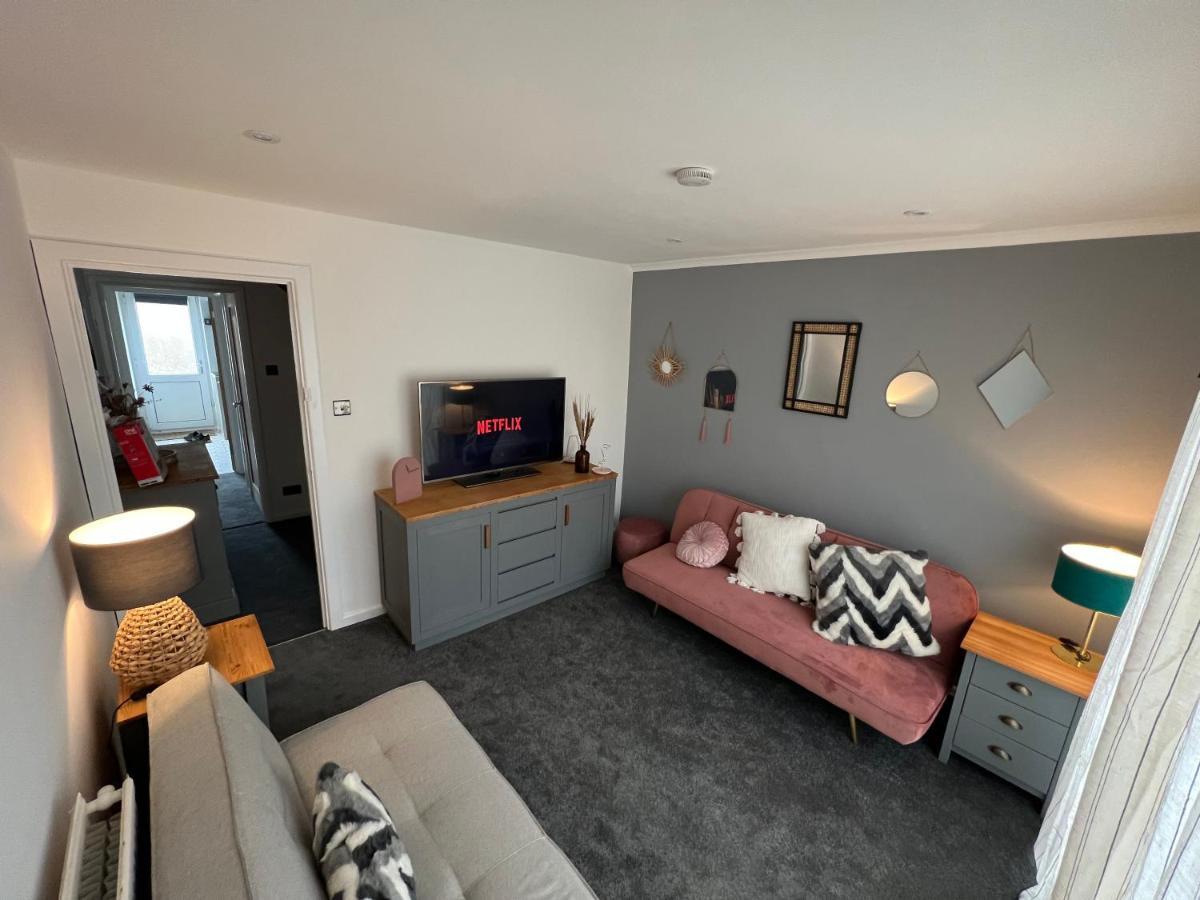 House Sleeps 8. 2Bedrooms & Sofa Beds In Sitting Room Μπαθ Εξωτερικό φωτογραφία